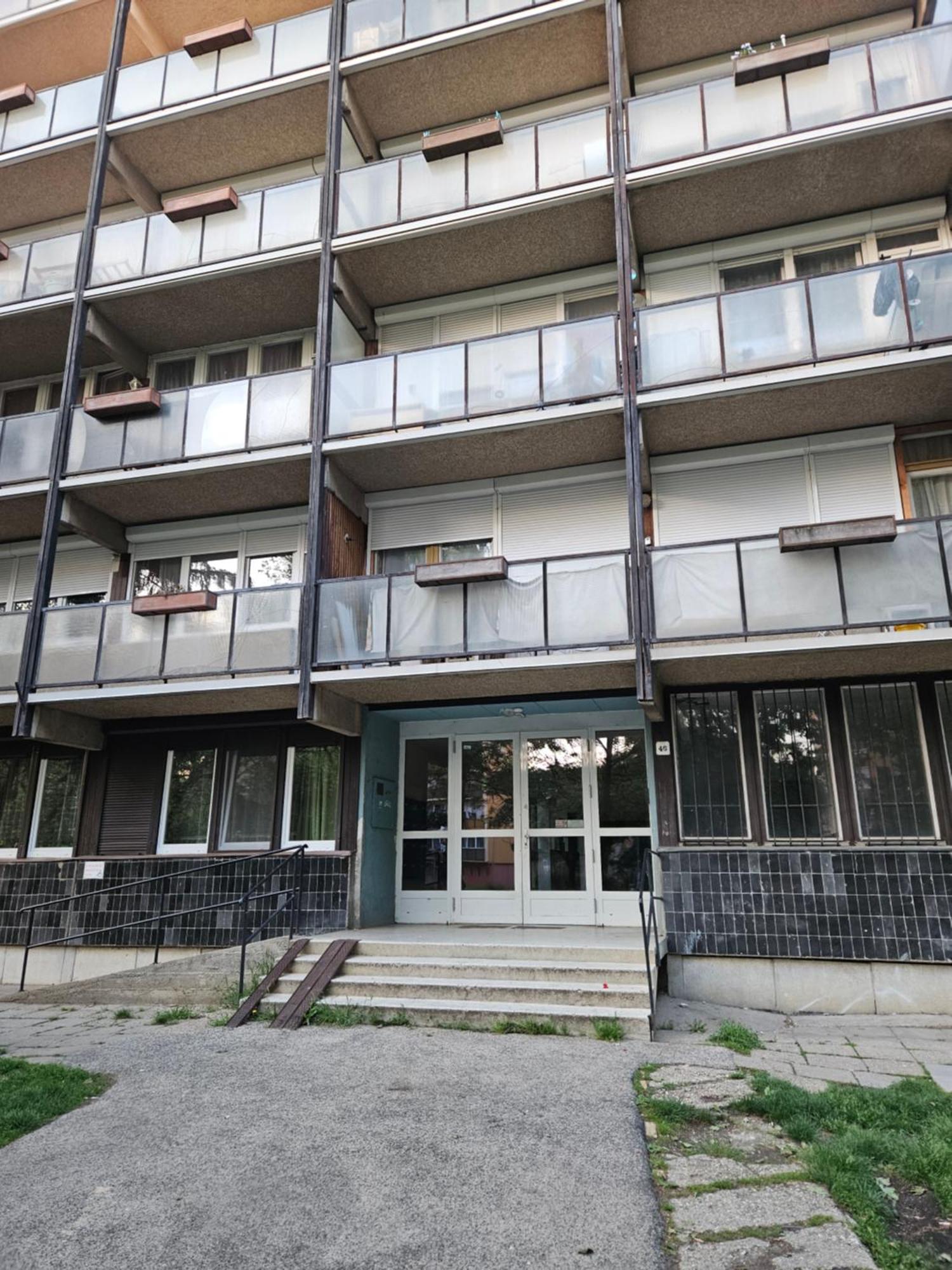 Derkovits Appartman Szombathely Bagian luar foto